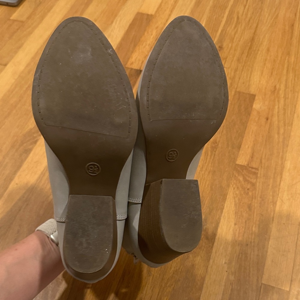 *last chance* SO | Women’s Stylish Gray Ankle Boots - Picture 10 of 15